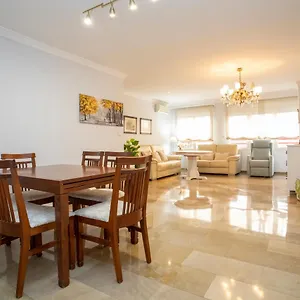 Camino De Ronda Con Parking Apartamento